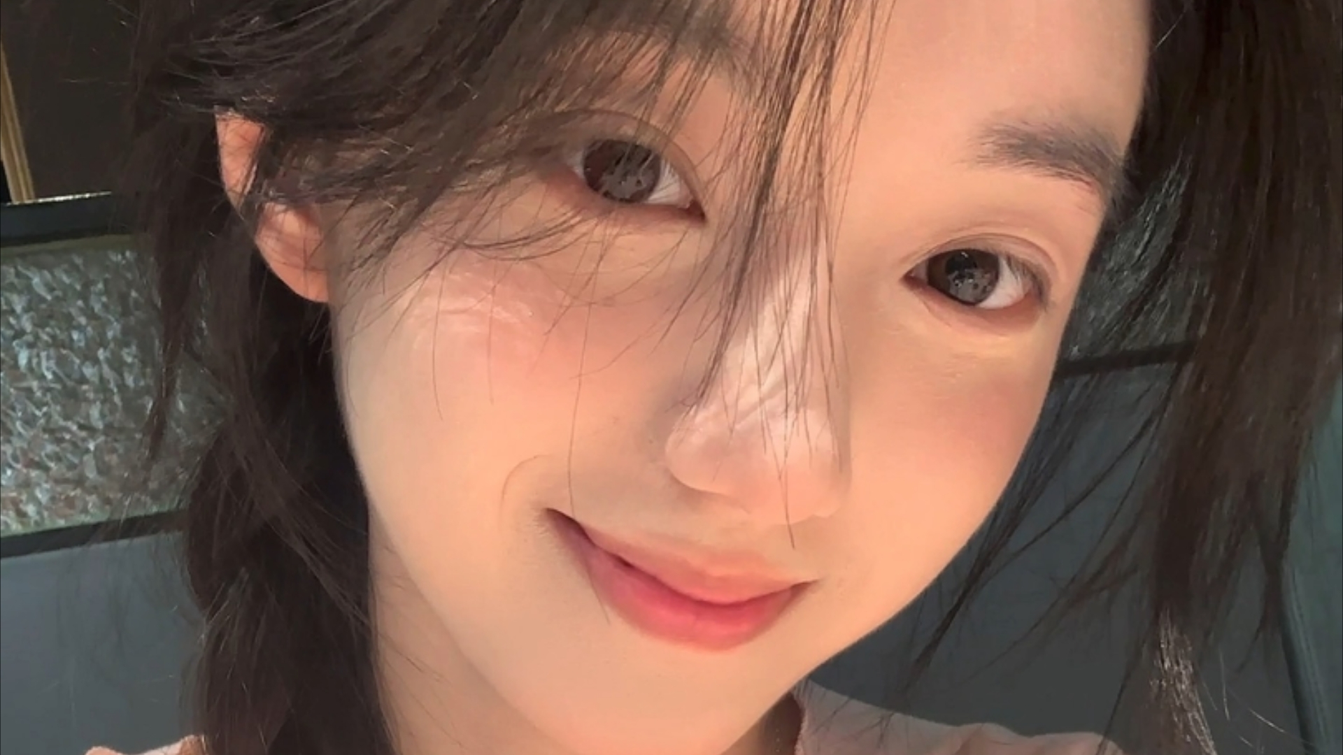 一抹青色入夏来 “青·韵”特展亮相成都金沙